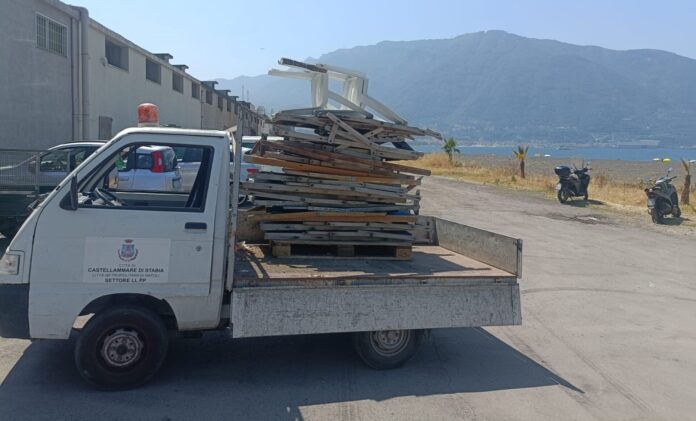 castellammare blitz abusivismo spiagge