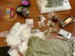 Ponticelli: sorpreso in casa con la droga e un’arma. Arrestato un 52enne