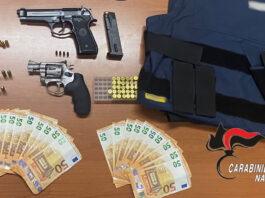 Marigliano, trovate armi, proiettili e un’auto dentro un box. Arrestato 28enne