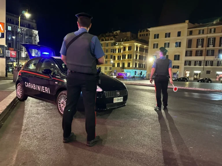 Napoli e movida: nella lente dei controlli i centauri senza casco