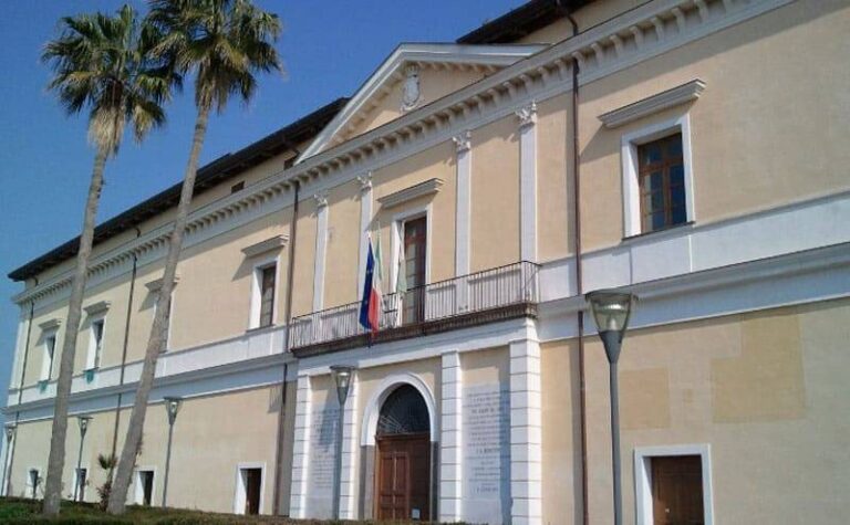 Torre del Greco: ricerca di siti idonei per celebrare matrimoni e unioni civili Torre del Greco: ricerca di siti idonei per celebrare matrimoni e unioni civili