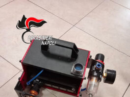 Trecase, punzonatore laser di ultima generazione per modificare i telai alle auto rubate