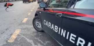 Torre del Greco, arrestati due pusher. In casa denaro e cocaina