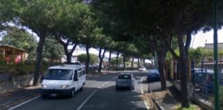 L'uomo, all'arrivo dei sanitari era ancor vivo ed è stato portato all'Ospedale del Mare di Napoli dove è deceduto per arresto cardiocircolatorio