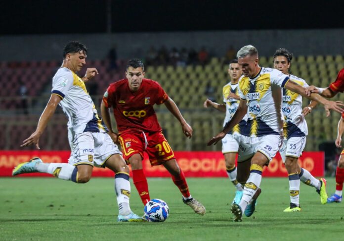 La Juve Stabia conquista un bel pareggio a Catanzaro (2)