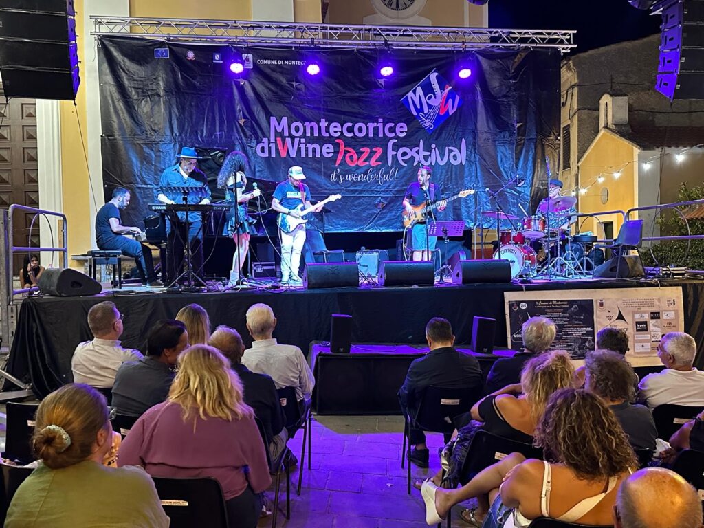 “Montecorice diVino Jazz Festival” festeggia la X edizione: due serate, 23 e 24 agosto