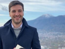 Palma Campania, revocata la sospensione al sindaco Nello Donnarumma: "Inondato di affetto, ora si riparte"