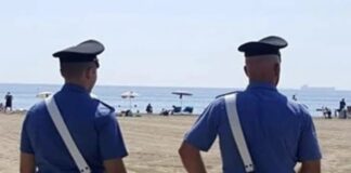 Ercolano, rissa nella spiaggia. Indagini per identificare i responsabili