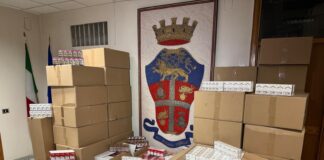 Casoria, 8 quintali di sigarette di contrabbando. Maxi sequestro