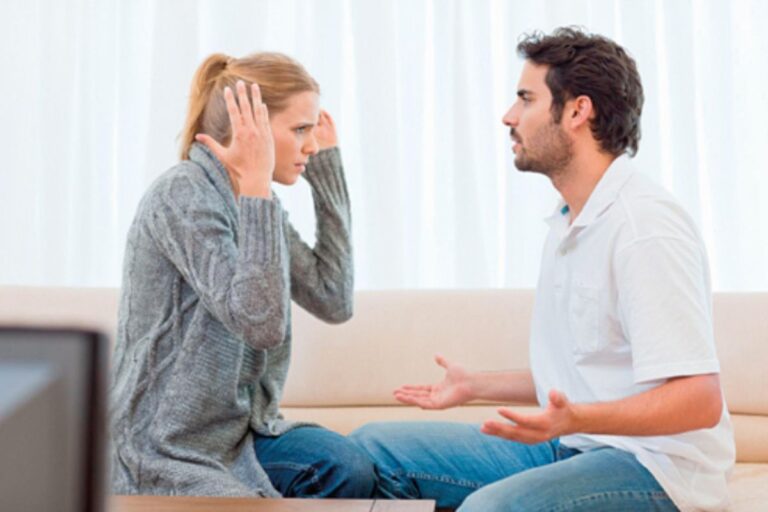 Come smettere di litigare subito con il partner: bastano 5 secondi, ecco il segreto Come smettere di litigare subito con il partner: bastano 5 secondi, ecco il segreto