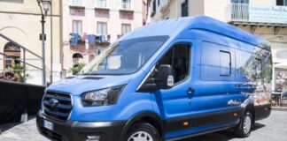 Amalfi si dota di un nuovo minibus elettrico per il trasporto pubblico interno