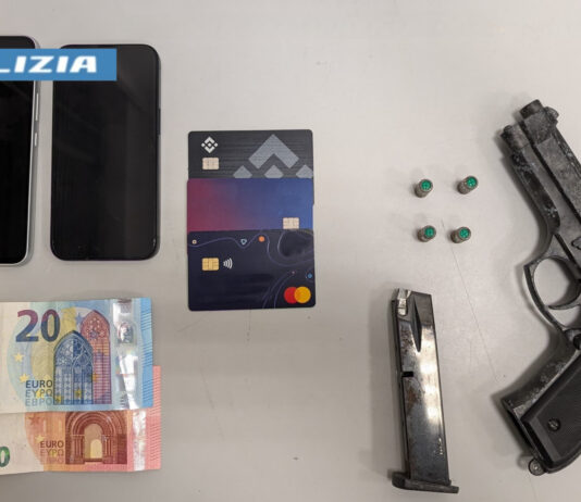 Portici, rapinano a mano armata di pistola due giovani. Arrestati due ercolanesi di 20 e 21 anni