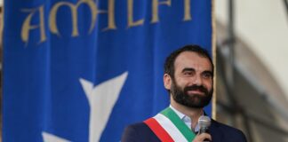 La proposta del Sindaco di Amalfi: “Più poteri ai Comuni per disciplinare extra alberghiero e locazioni brevi”