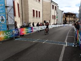 Ciclismo: alla Granfondo Campania con partenza e arrivo a Montella vince il pugliese Loiscio
