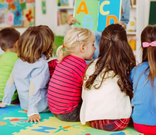 Santa Maria La Carità: scuole elementari, inaugurato nuovo plesso. La gioia di D’Amora: “Tra le opere migliori compiute da sindaco”