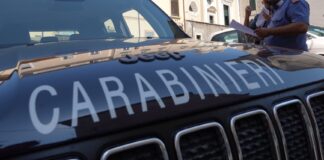 Palma Campania, offre soldi ai carabinieri per “chiudere un occhio" sulla droga in auto. Arrestato 30enne