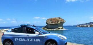 Ischia: aggredisce i poliziotti. Arrestato un turista scozzese