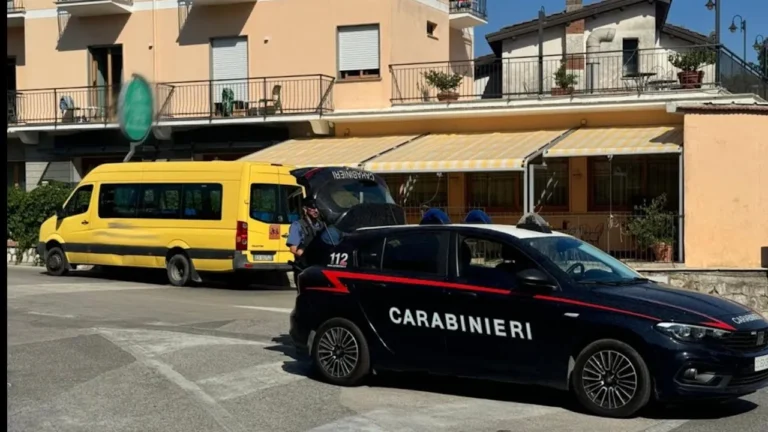 Controlli in Penisola Sorrentina su bus, taxi e imbarcazioni