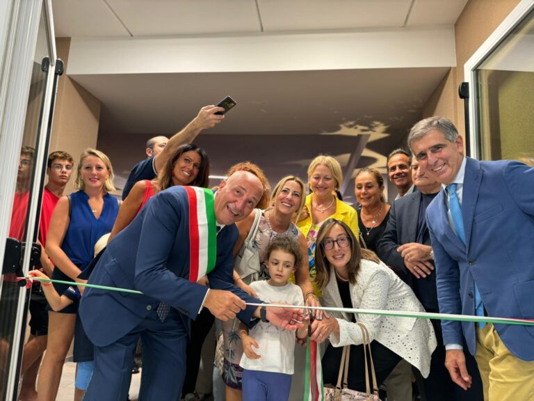 Piano di Sorrento, inaugurata la Scuola “Gargiulo-Maresca” dopo lavori di riqualificazione Piano di Sorrento, inaugurata la Scuola “Gargiulo-Maresca” dopo lavori di riqualificazione
