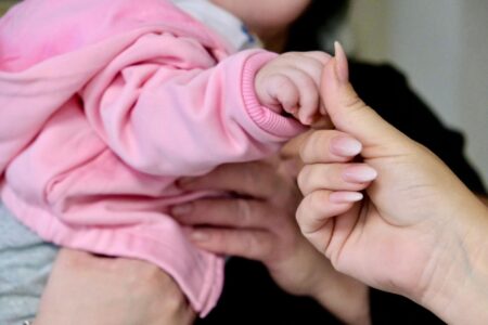Sant'Antonio Abate, alla figlia dà il nome del Sindaco: “è un riconoscimento alla sua forza e impegno”