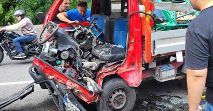 Tragedia a Ischia: furgone contro un bus Eav, morto 27enne
