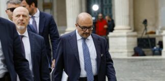 Il "ministro e la dottoressa": una storiella estiva, senza lieto fine