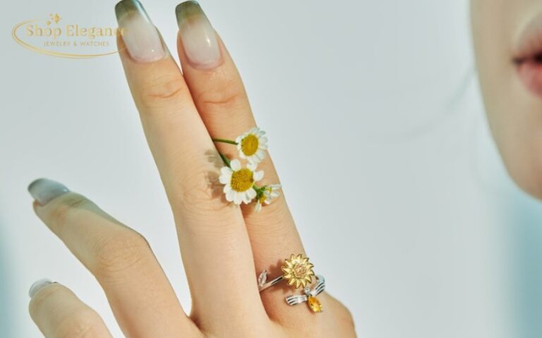 Shop Elegance: gioielli, emozioni ed unicità. “La selezione dei migliori marchi e materiali” Shop Elegance: gioielli, emozioni ed unicità. “La selezione dei migliori marchi e materiali”