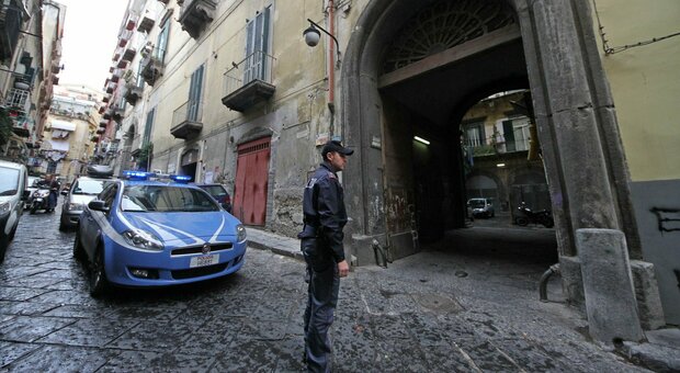Napoli, Quartieri spagnoli: destinatario di mandato di arresto europeo. Arrestato 45enne