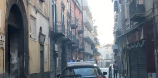 Casalnuovo, Marigliano e Acerra: setacciate le aree comuni alla ricerca di armi e droga
