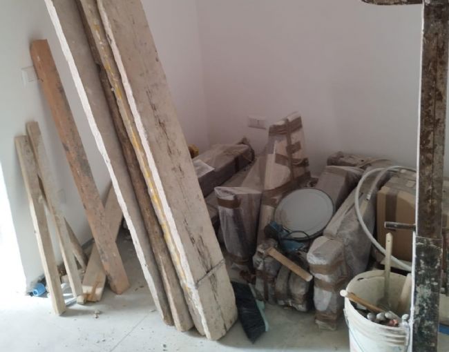 Torre del Greco, attività commerciale si “appropria” di un’area pubblica