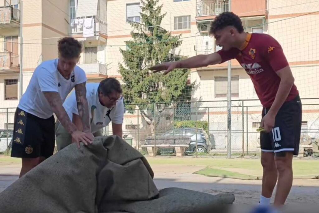 Castellammare, dalla serie A e B al campetto del rione Cicerone: l'impegno dei fratelli-campioni Esposito