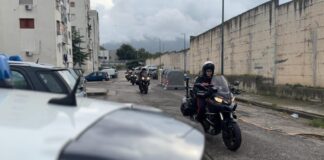Napoli, controlli a Ponticelli: perquisizioni e posti di blocco