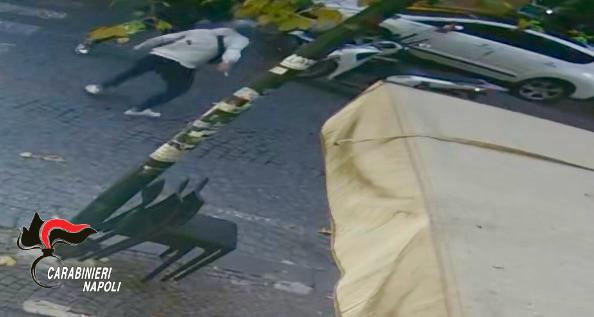 Napoli, Vomero: accoltellamento in via Morghen per litigi in famiglia. Arrestato 46enne