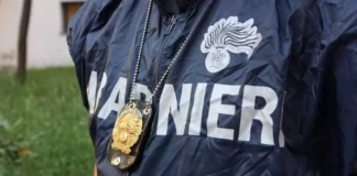 Napoli, l’indagine parte dal cliente. Arrestato pusher che aveva una piazza di spaccio a Ponticelli aperta h 24