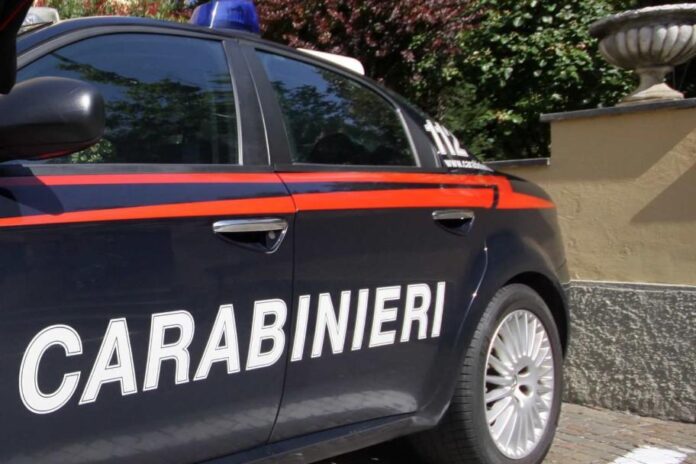 Qualiano, lite tra due persone: una è in pericolo di vita