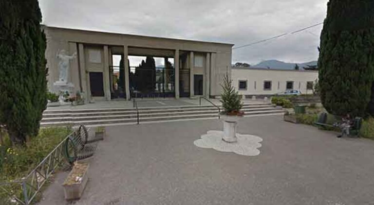 Castellammare di Stabia, commemorazione dei defunti 2024: ecco il dispositivo traffico