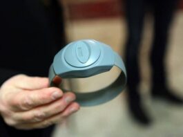 Portici e San Giorgio a Cremano: truffano 85ennne, i tre finiscono ai domiciliari con braccialetto elettronico