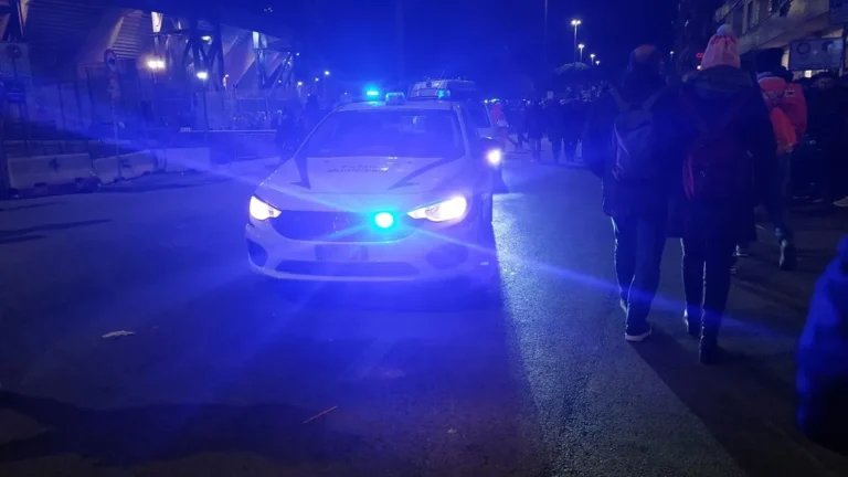 Torre del Greco, controlli della polizia, Identificate 104 persone