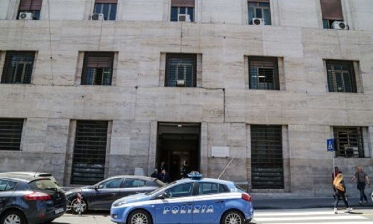Napoli, emessi 13 D.A.C.U.R.