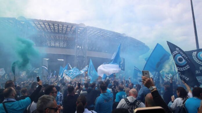 Napoli, emessi quattro Daspo per episodi di violenza e comportamenti illegali durante eventi sportivi Napoli, emessi quattro Daspo per episodi di violenza e comportamenti illegali durante eventi sportivi