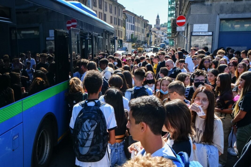 Oggi sciopero nazionale dei trasporti. Salvini: “Questa è pressione politica” Oggi sciopero nazionale dei trasporti. Salvini: “Questa è pressione politica”