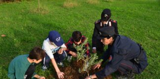 Pianura, giornata nazionale degli alberi 2024 nell’istituto comprensivo di pianura