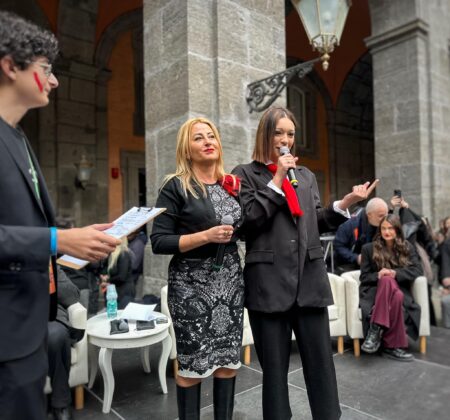Allarme chirurgia estetica giovanile. De Luca: "Siate come siete e scoprirete la vera bellezza"