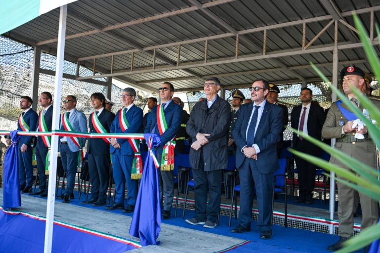 Nocera Inferiore, Esercito: avvicendamento al comando del battaglione trasmissioni “vulture” Nocera Inferiore, Esercito: avvicendamento al comando del battaglione trasmissioni “vulture”