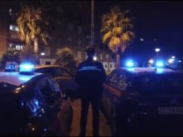 Brusciano, controlli notturni. Nel cruscotto una pistola pronta a sparare, 2 persone arrestate