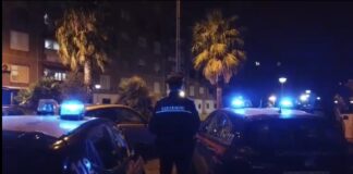 Brusciano, controlli notturni. Nel cruscotto una pistola pronta a sparare, 2 persone arrestate