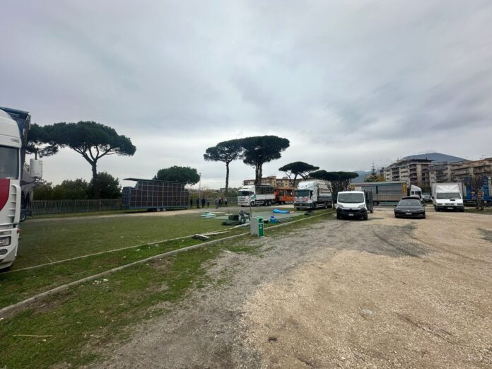 Torre del Greco, partite le attività di montaggio del luna park al parcheggio Palatucci