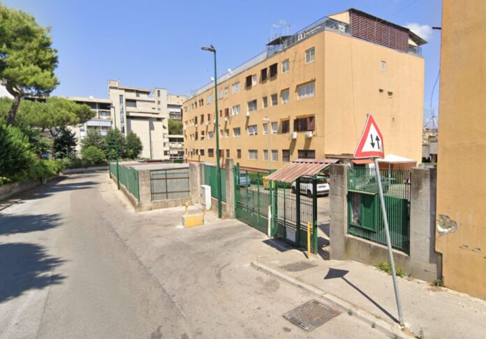 Napoli: spaccio nel lotto k di Scampia. Arrestati due giovani