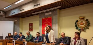 A Pomigliano presentato “Emozioni di luce” il cartellone festivo per Natale: luminarie accese il 30 novembre in Piazza Giovanni Leone