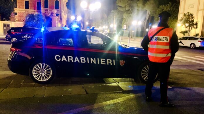 carabinieri notte controllo posto blocco